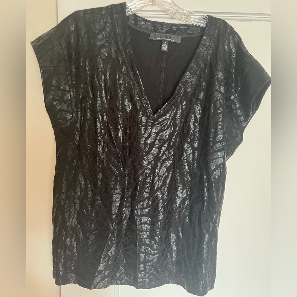 WHITE HOUSE BLACK MARKET power tee zebra foil black -S-EUC worn once!